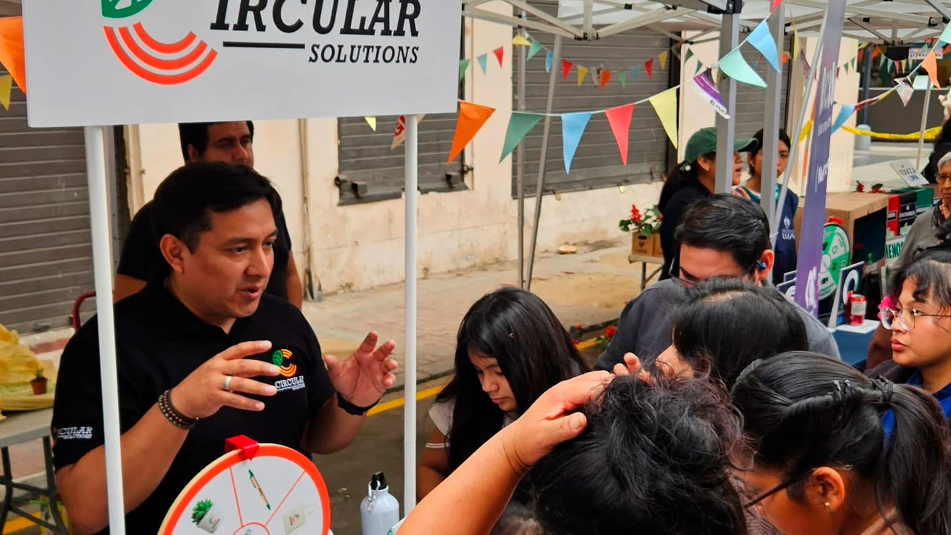 Equipo de Circular Solutions comprometido con sus valores organizacionales